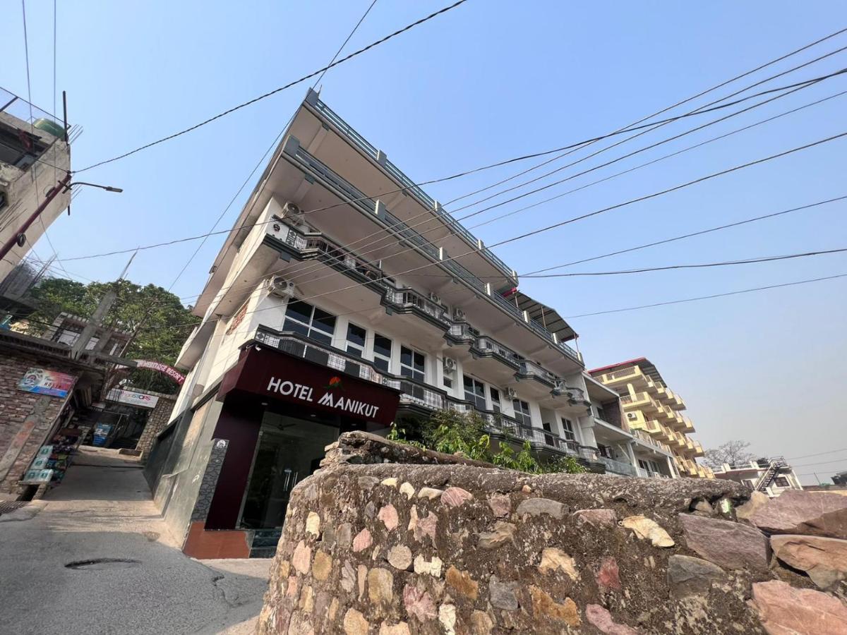 Hotel Manikut リシケーシュ エクステリア 写真