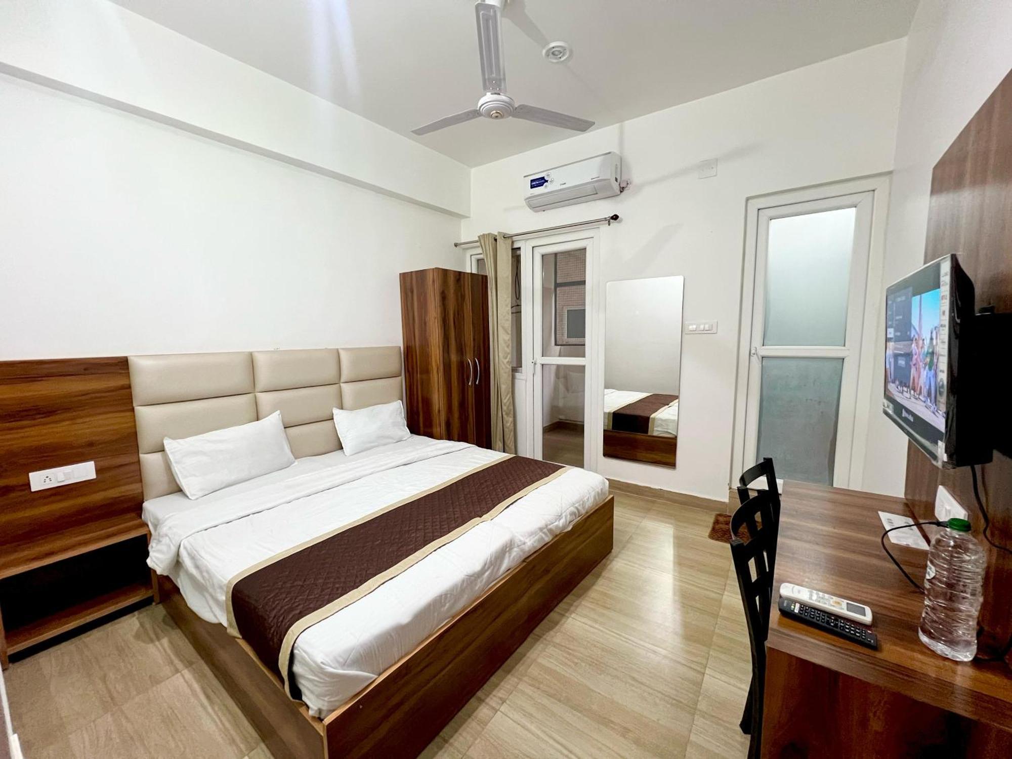 Hotel Manikut リシケーシュ エクステリア 写真